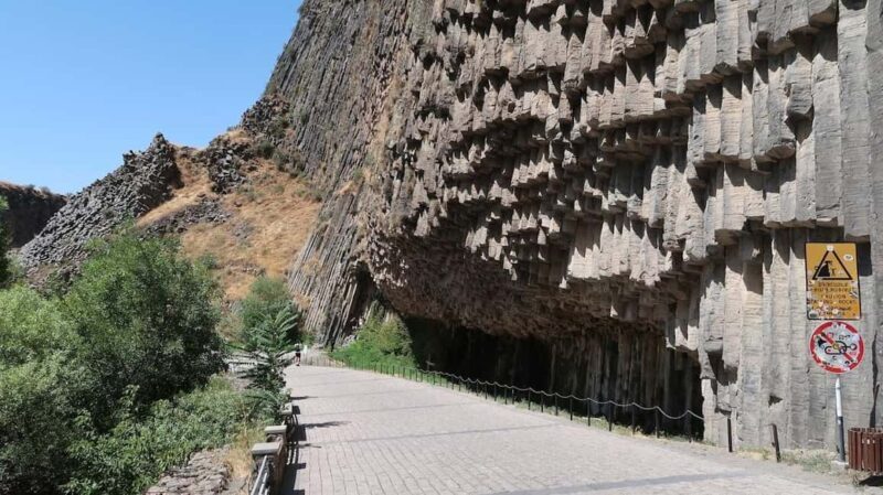 Yerevan: Khor Virap, Garni, Geghard, Syphony & Charents Arch - Exploring Geghard Monastery