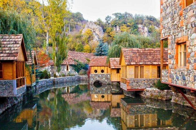 Yerevan to Tbilisi Private car transfer 3 Scenic stops - The Journey Begins: From Yerevan to Tbilisi