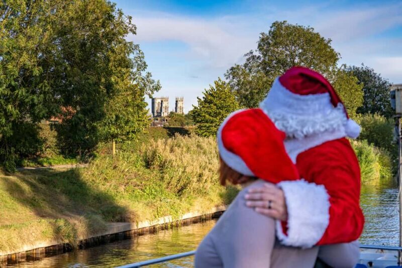 York: Festive River Cruise With Mulled Wine & Mince Pie - What is the York Festive River Cruise About?