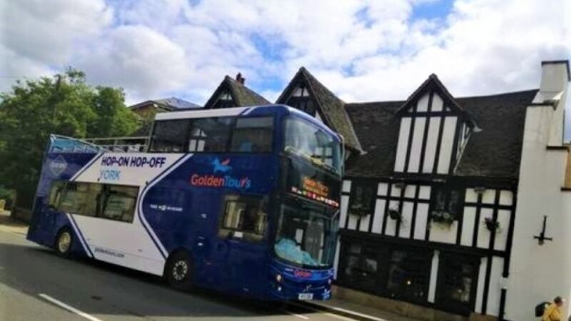 York: Hop-on Hop-off Sightseeing Bus Tour - The Experience of Riding the Bus