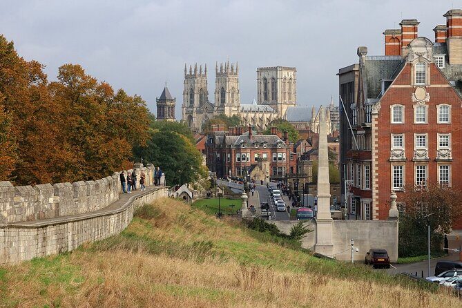 York Private Walking Tour with a Professional Guide - The Experience: What You Can Expect