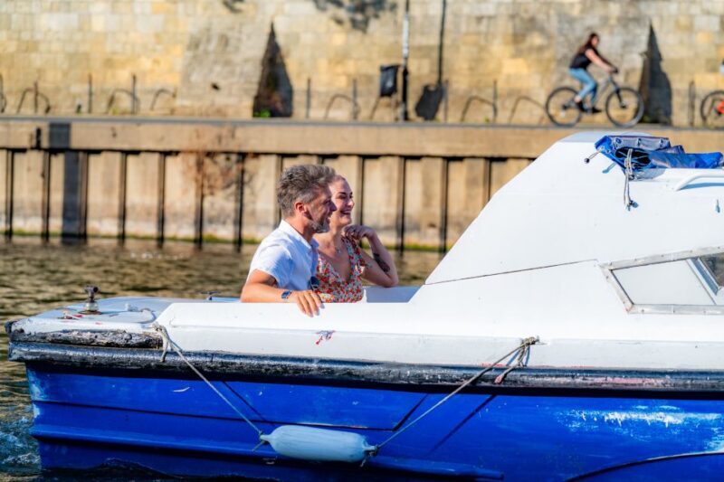 York: Self-Steer Boat Rental - How Easy Is It?