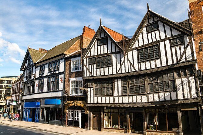 York Witches and History Walking Tour - Stop 3: The Shambles (Past Meets Present, With a Twist)