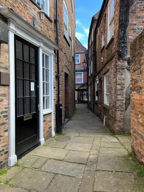 Yorks Snickelways Story Walking Tour - An In-Depth Look at the Yorks Snickelways Story Walking Tour