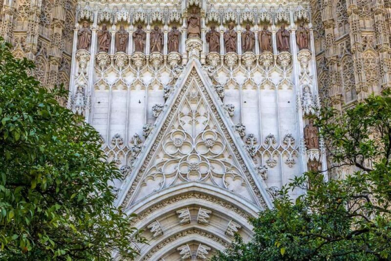 Young Seville: Tour for curious explorers - Key Points