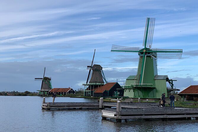 Zaanse Schans and Giethoorn Small-Group Tour with Hotel Pick-Up - A Full Breakdown: What to Expect on the Tour