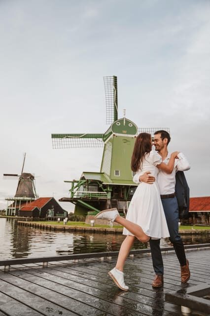 Zaanse Schans: Photoshoot Near Amsterdam with Windmills - The Practical Side: Timing, Weather, and Accessibility