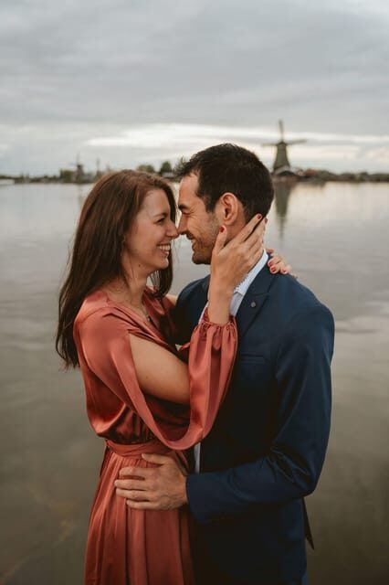Zaanse Schans: Photoshoot Near Amsterdam with Windmills - Frequently Asked Questions