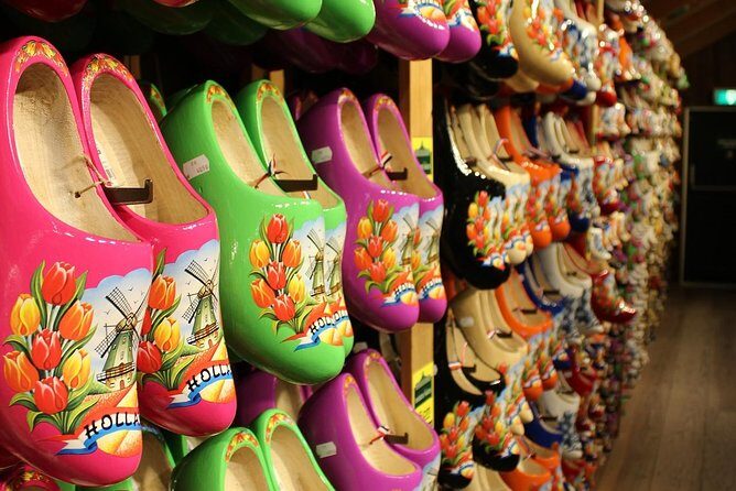 Zaanse Schans, Volendam & Edam: Private tour (Max 4 per) - How the Logistics Play Out