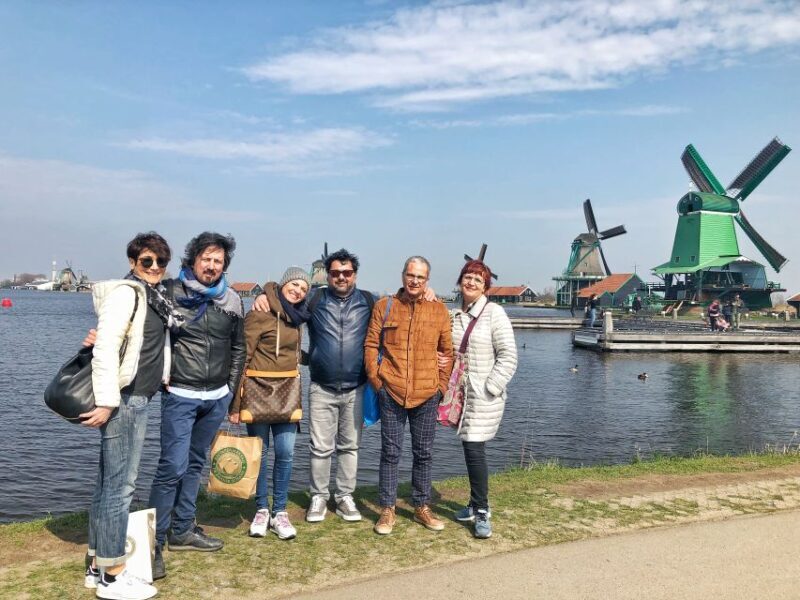 Zaanse Schans Windmills 4-Hour Tour in Italian - The Practicalities: How It Works