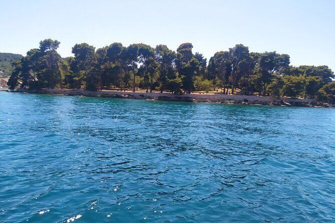 Zadar-Guided Islands Boat Tour with Drinks and Snorkeling - The Experience and Reviews