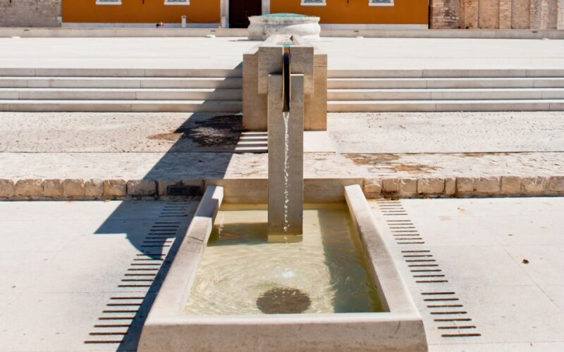 Zadar: Guided Old Town History Walking Tour - Key Points