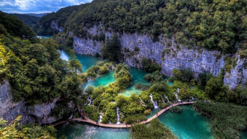 Zadar: Plitvice Lakes Guided Day Tour with Tickets - Electric train + boat rides: why these matter more than you think