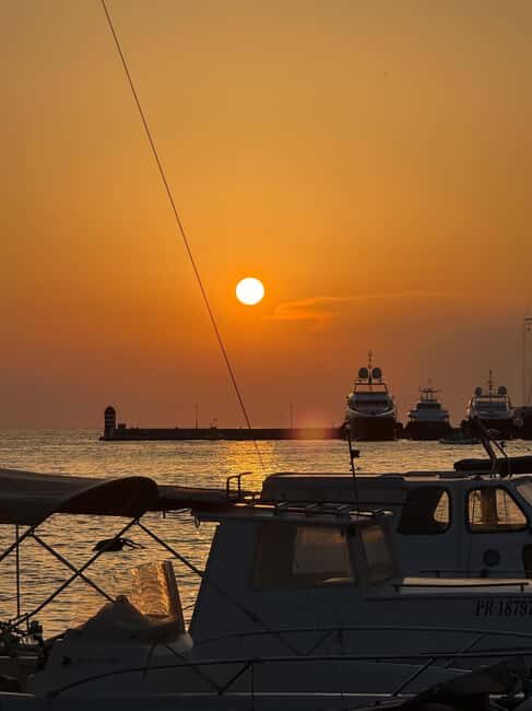 Zadar: Romantic Sunset Boat Tour with Champagne - Key Points
