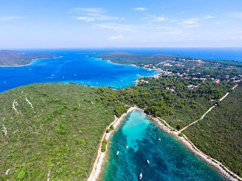 Zadar: Sakarun Beach and Dugi Island Boat Tour with Lunch - Who Is This Tour Best Suited For?