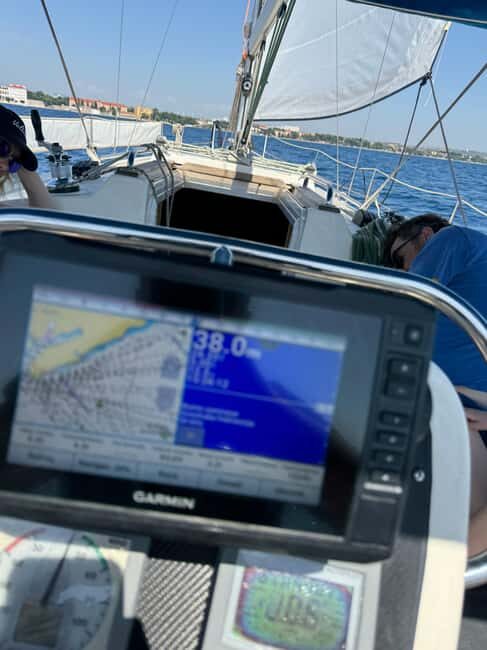 Zadar: Sea, Sun, and Wind Half-Day Sailing Adventure - Who Is This Tour Best For?