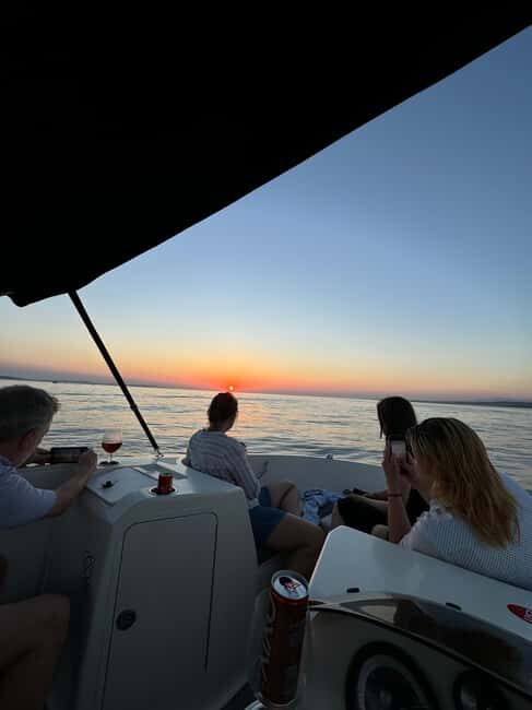 Zadar: Sunset Boat Tour with Unlimited Drinks - FAQs