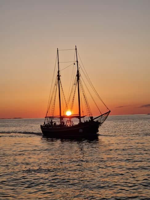 Zadar: Sunset Cruise on Traditional Boat with Wine - Key Points