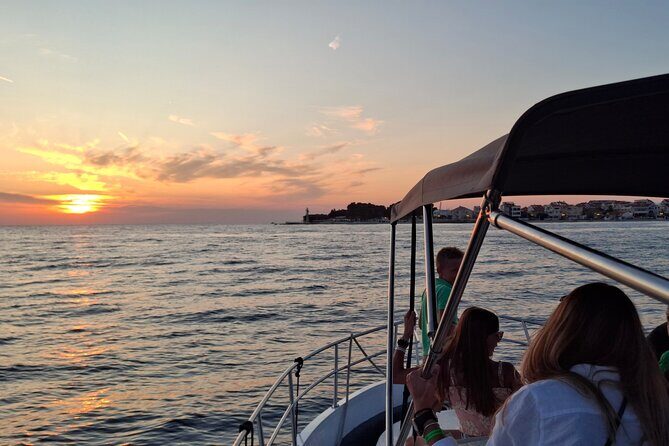 Zadar Sunset Tour by Boat with Wine and Snacks - A Relaxed Evening on the Water: Zadar Sunset Tour by Boat with Wine and Snacks