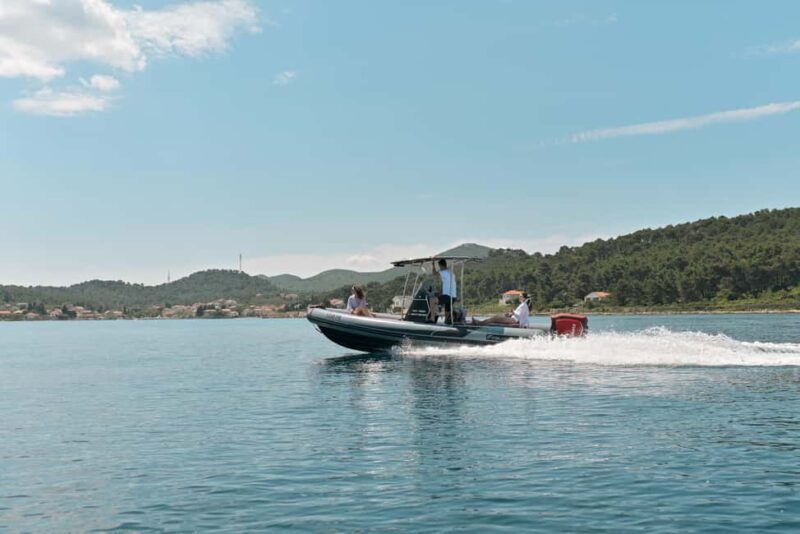 Zadar:Speedboat Tour Thrill Ride with Snorkeling on 3 island - FAQs