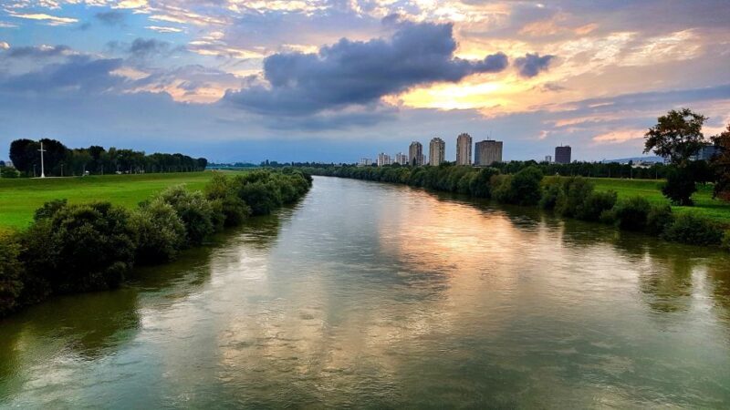Zagreb: 2.5-Hour Cycle Back to Socialism Tour - The Guide & Group Dynamics