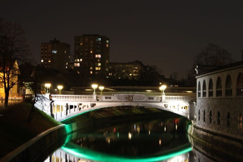 Zagreb: Day Trip Postojna Cave, Predjama Castle, & Ljubljana - FAQs