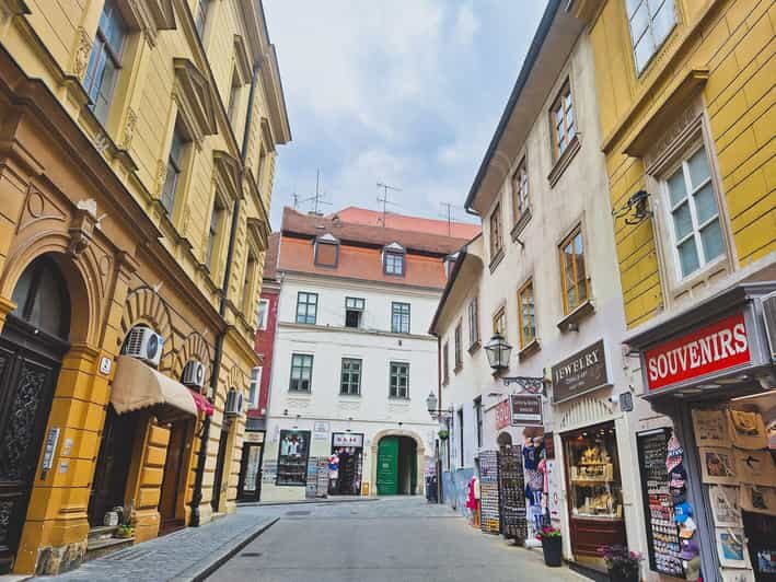 Zagreb: Explore with an Art Historian  Private Walking Tour - FAQ