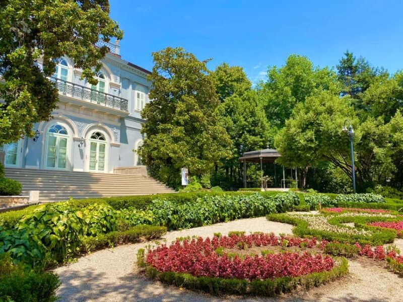 Zagreb: Magical Opatija & Rijeka Christmas Market Day Trip - Discovering the Best of Croatia’s Coast in a Day