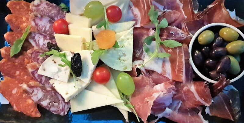 Zagreb: Private Food and History Walking Tour with Tastings - The Detailed Breakdown of What to Expect