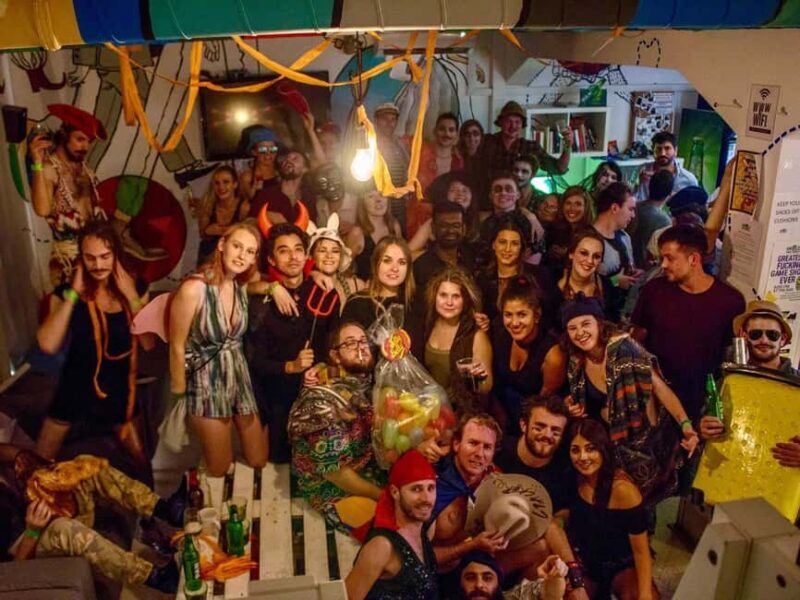 Zagreb: Pub Crawl, 1-Hour of Unlimited Drinks, & Club Entry - The Experience Itself — What to Expect