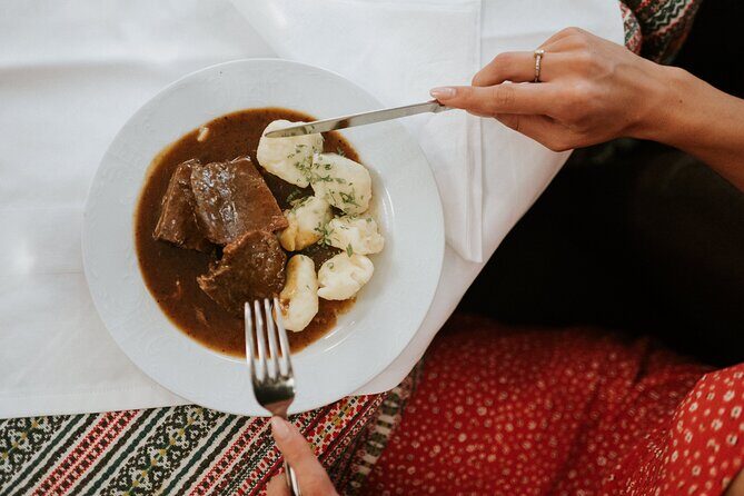 Zagreb: Restaurants, Food & Old Town Walking Tour - Croatian Regional Cuisine: Main Dish at Meskina ul. 6