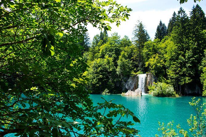 Zagreb to Split Private Transfer via Plitvice Lakes National Park - Starting Point: Seamless Pickup in Zagreb