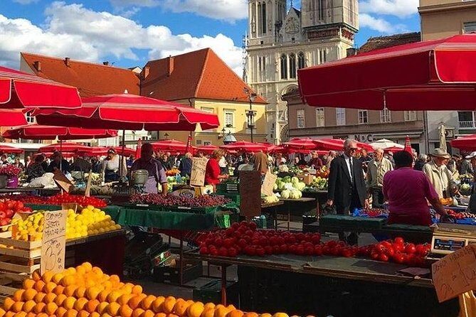 Zagreb walking tour with food tasting - Key Points