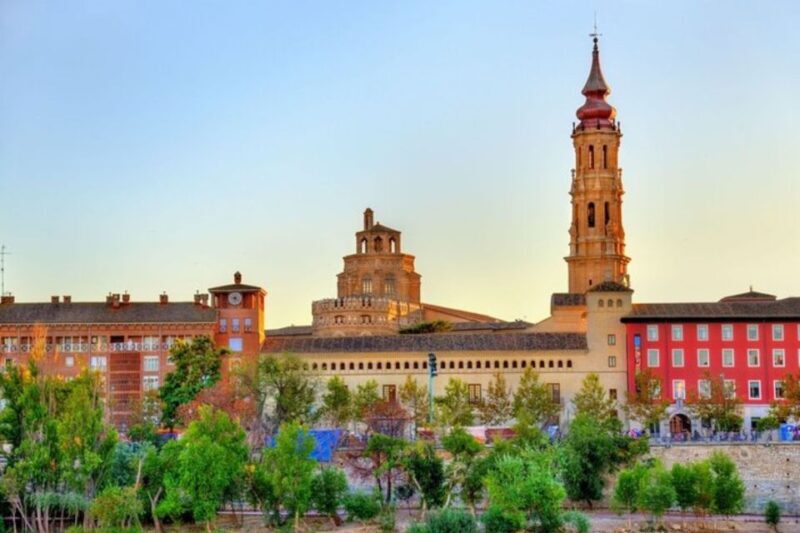 Zaragoza: Private custom tour with a local guide - Why Choose a Private, Custom Zaragoza Tour?