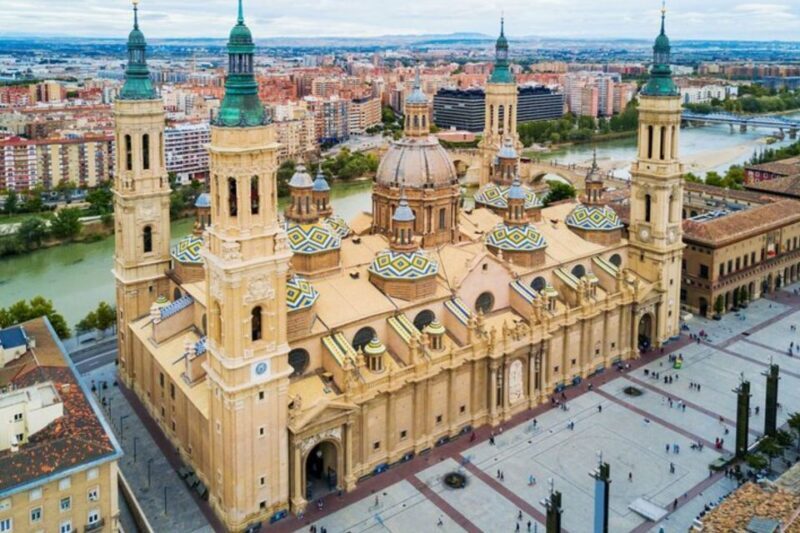 Zaragoza: Private custom tour with a local guide - What’s Included and What’s Not?