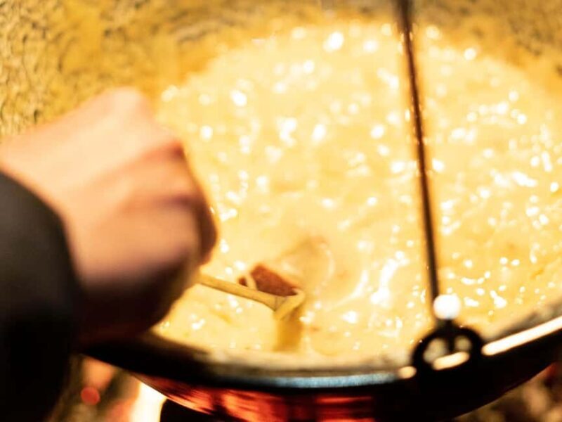 Zermatt: Outdoor fondue "group experience under the stars" - Key Points