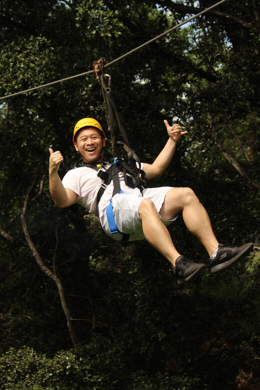 Zip & Dip: 3 Ziplines + Wet 'n' Wild Hawaii Waterpark - The Experience and Atmosphere