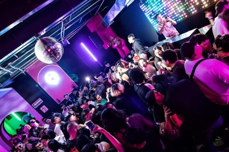 Zona Rosa Mexico City Nightlife: Tacos and LGBT Bar Tour - Practical Tips for Your Night Out