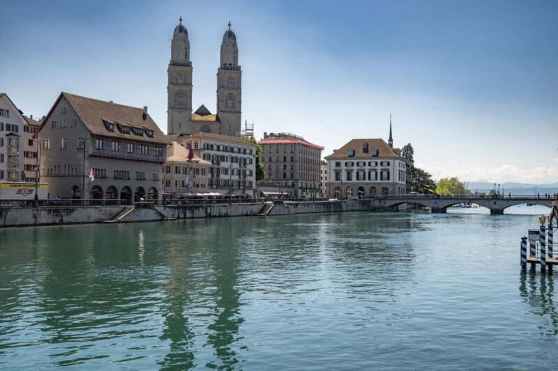 Zurich: 360° City Walk Tour Including Hidden Spots - The Itinerary Breakdown