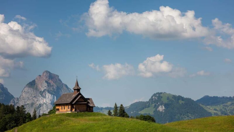 Zurich: Excursion to the steepest railway in the world / visit to Stoos village - Key Points