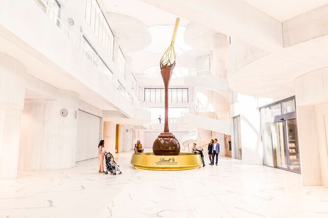 Zurich Highlights Tour With Cruise and Lindt Home of Chocolate - The Experience: Real Perspectives
