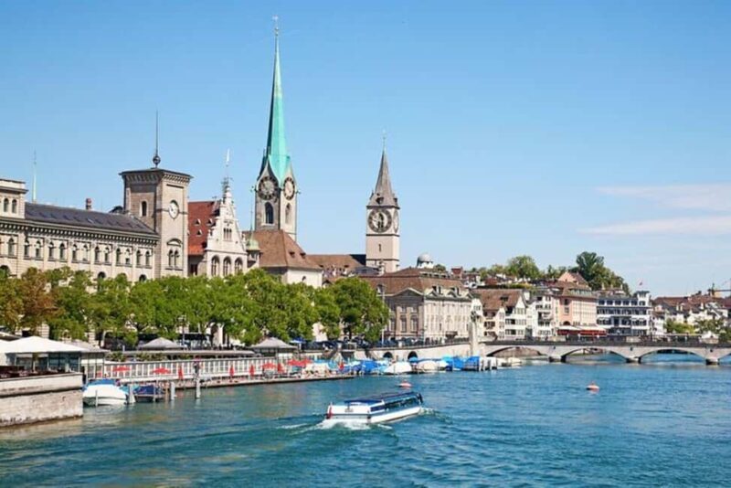 Zurich: Old Town Walking Tour - Key Points