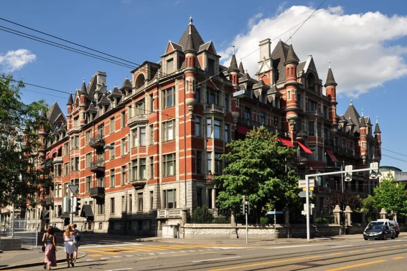 Zurich: Open Top Bus Sightseeing Tour with Optional Cruise - Key Points