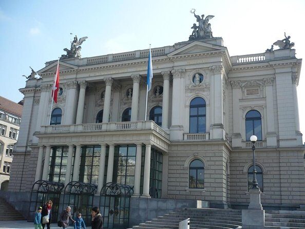 Zürich Private Walking Half-Day Trip with optional Lake Cruise - Key Points