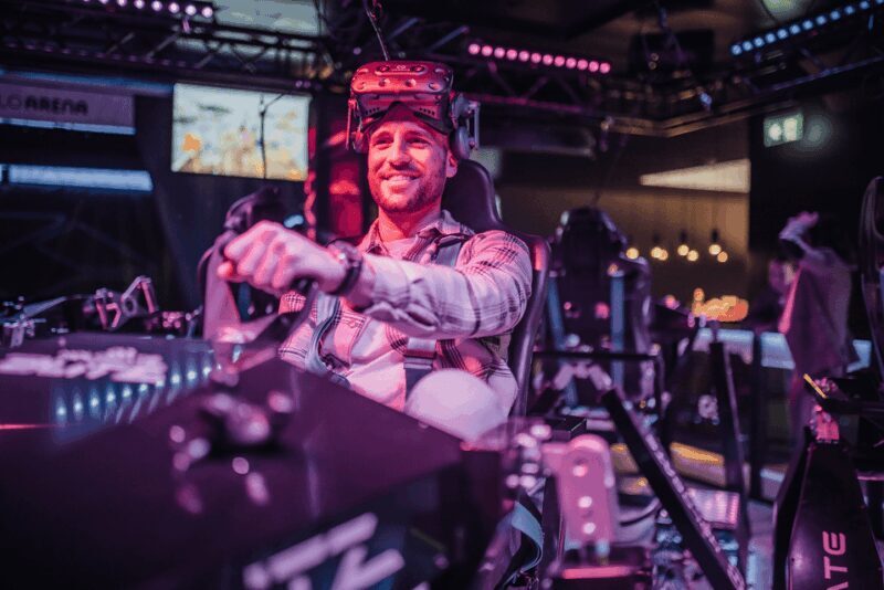 Zurich: Virtual Reality Space Racing Simulator - Key Points