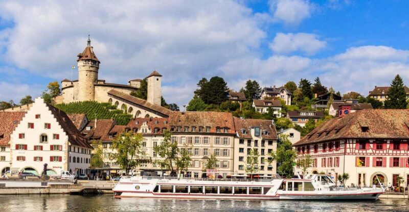 Zürich:Private Car Tour- Rhine Falls, Titisee & Black Forest - FAQs